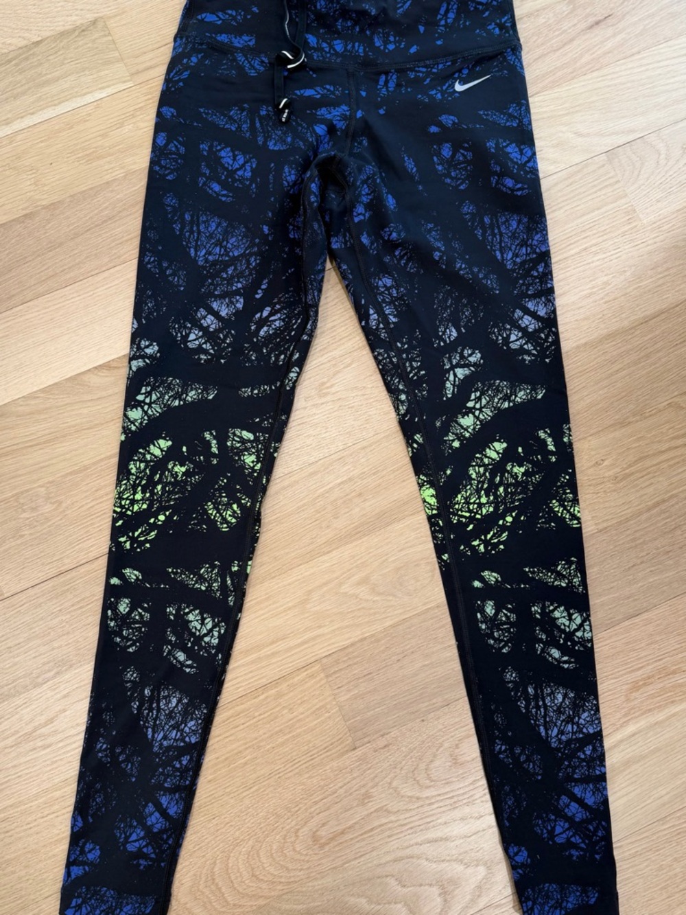 Nike Dri Fit  Epic Luxe Enchanted Forest